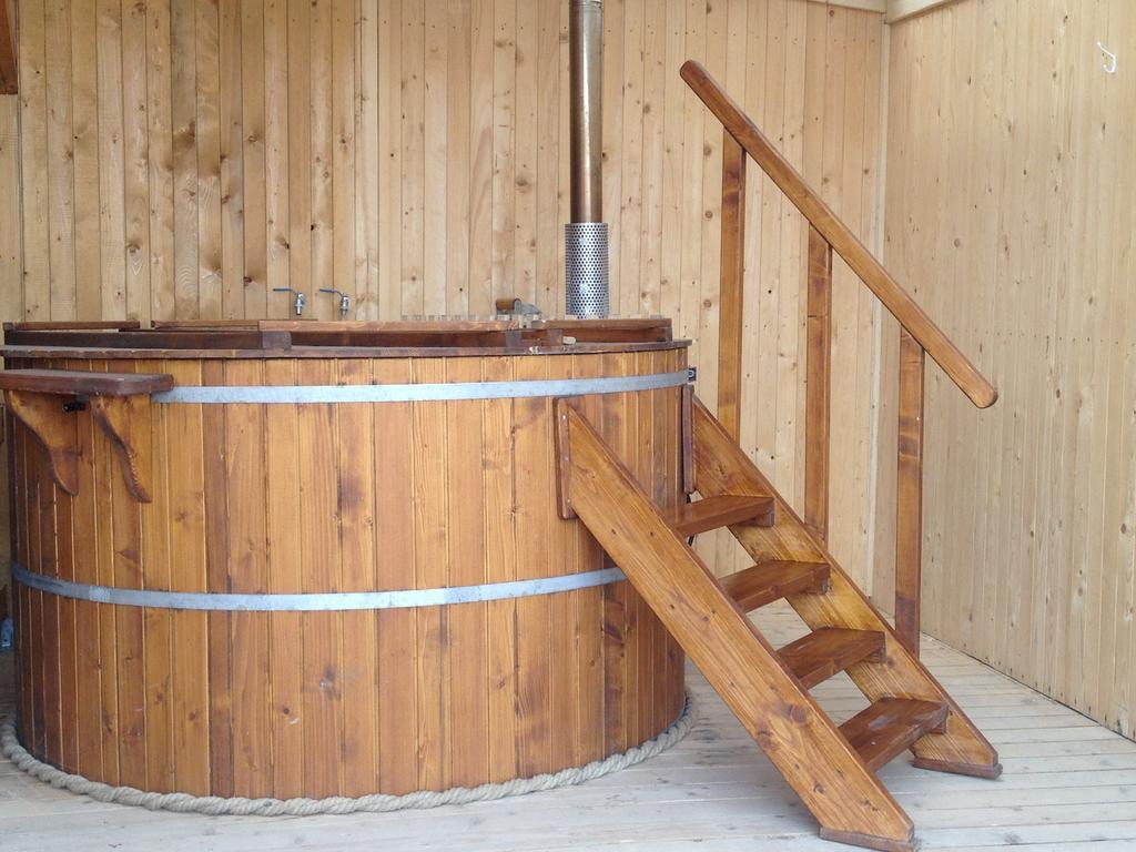 Cabana Deac - Luxury Chalet ヴァトラ・ドルネイ エクステリア 写真